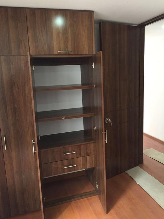 Apartamento En Edificio Icono *